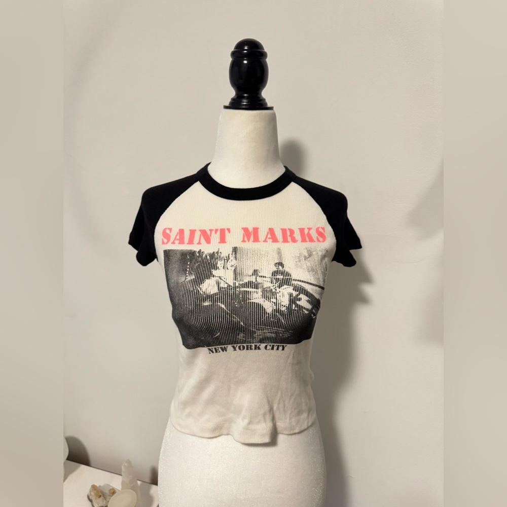 Brandy Melville Tee